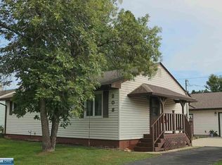208 Elmwood Rd, Hoyt Lakes, MN 55750