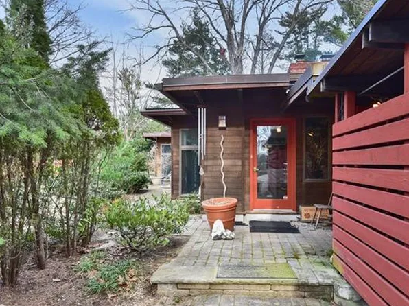 3 Farm Ln, Ardsley, NY 10502