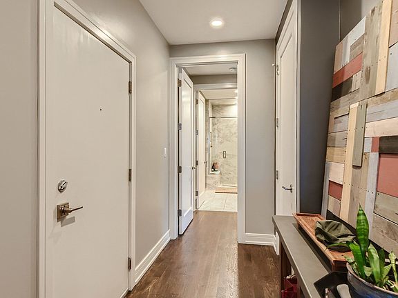 3rd image of 2303 W Wilcox St #4W