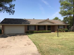 1416 Hiawatha Ln, Burkburnett, TX 76354