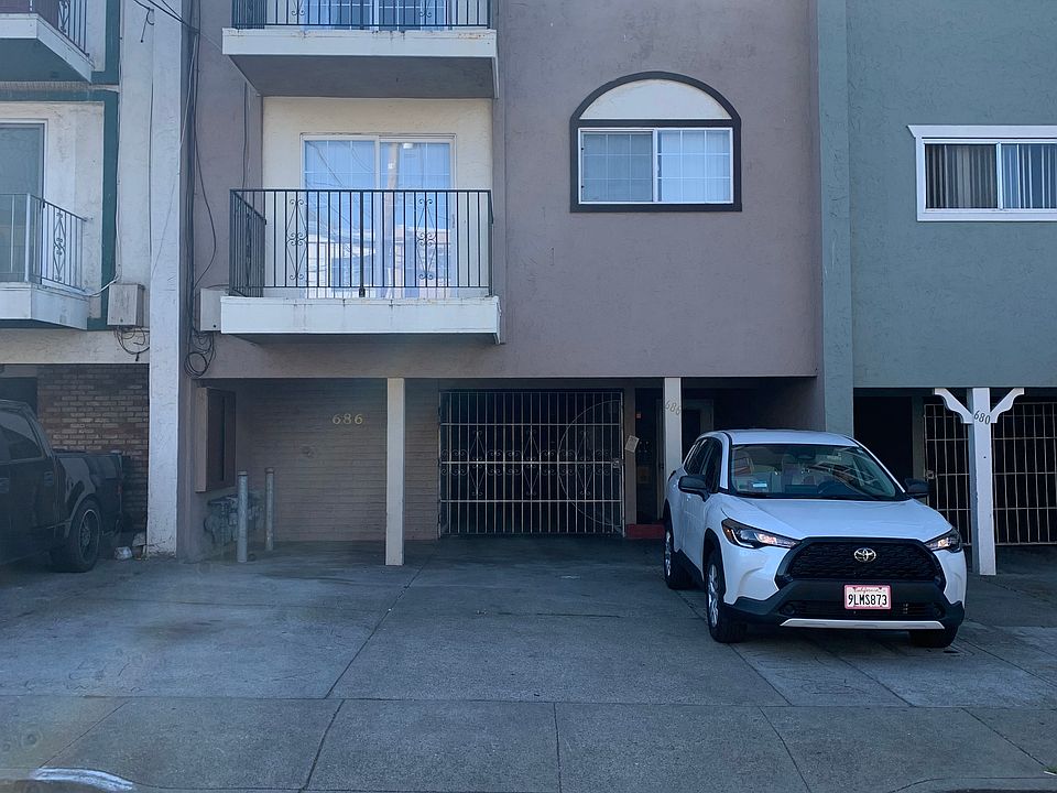 1st image of 686 Sylvan St APT 2