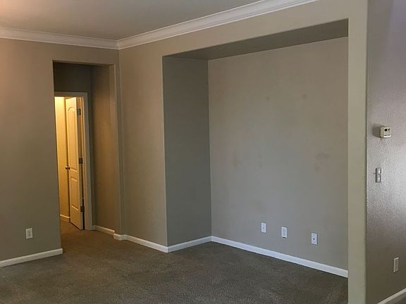 3rd image of 2113 Vienna Way