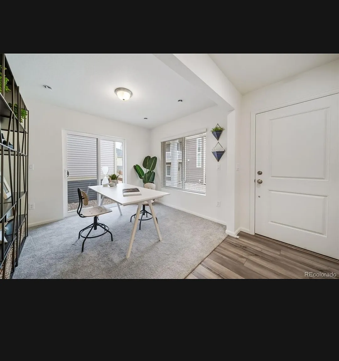 4 bed, 2.5 bath, 1643 sqft, $3,000 — Photo 2