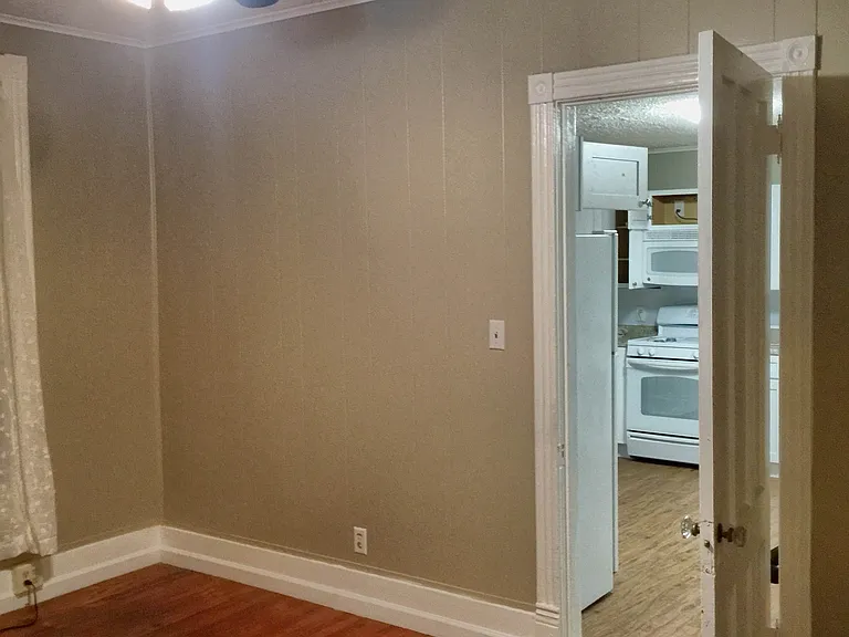 111 Herkimer St #2 — Photo 8