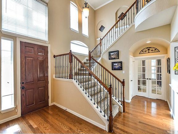 4th image of 8402 Wildrock Ct