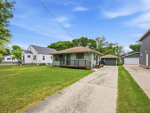 3rd image of 918 14th St N