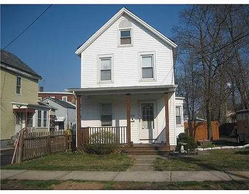 11 William St photo 1