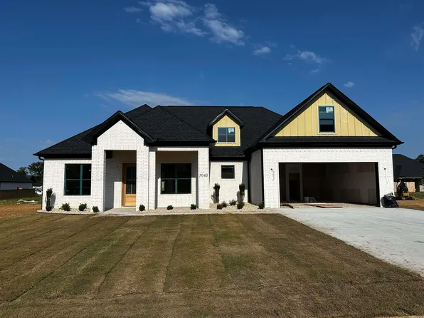 7043 Star Dust Ln, Alexander, AR 72002