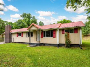 11138 Hallett St, Soddy Daisy, TN 37379