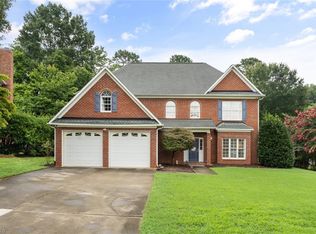 105 Doublegate Ct, Clemmons, NC 27012