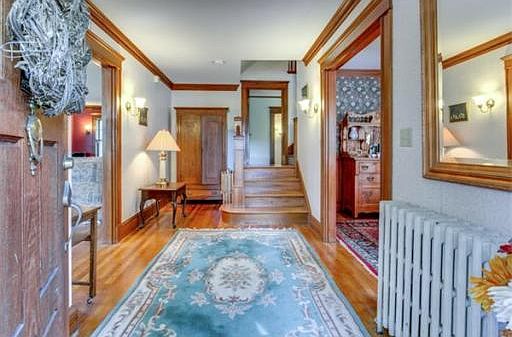 2nd image of 21 Brookhouse Dr