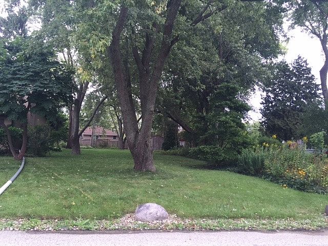 1st image of 21148 W Sylvan Dr
