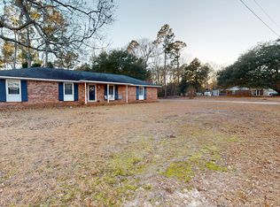1843 Palomino Cir, Sumter, SC 29154