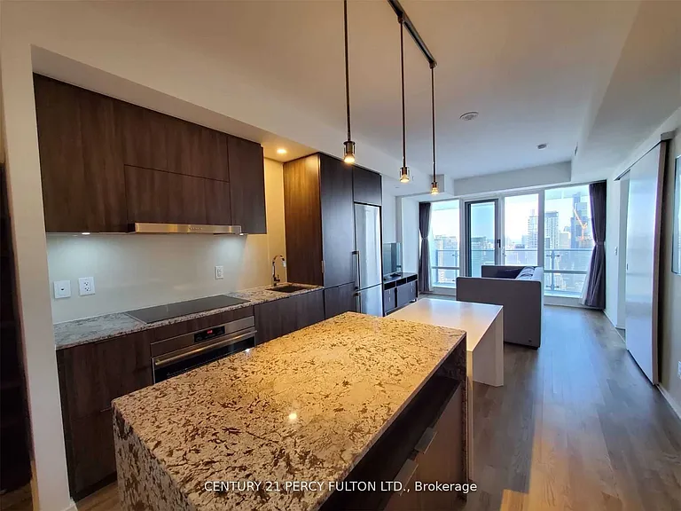 1 Bloor St E #3206 — Photo 3