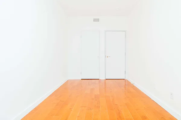 Rented by Nooklyn NYC LLC | media 24