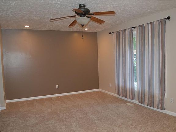 5th image of 5504 Wallace Blvd