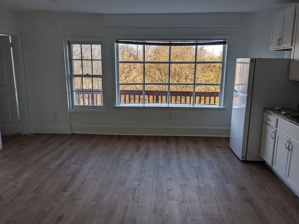 253 S Union St #2B, Burlington, VT 05401