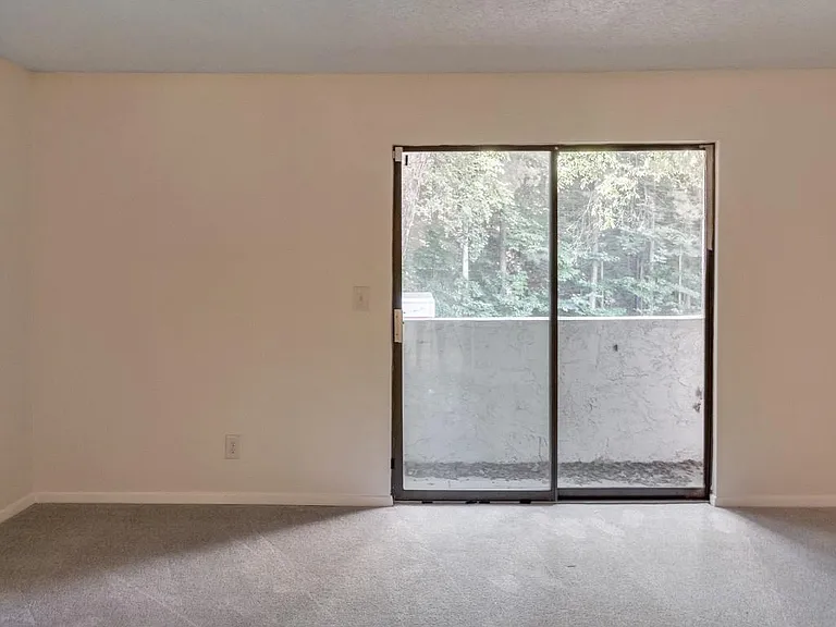 245 Seasons Pkwy — Photo 9