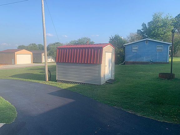 5th image of 640 Crattie Dr