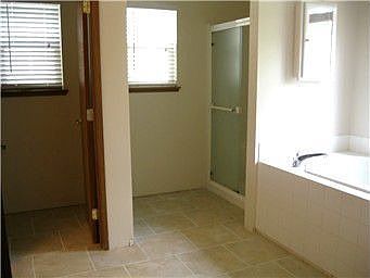 4th image of 13809 116th Avenue Ct E