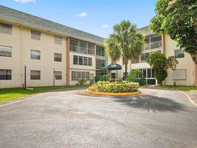 4990 E Sabal Palm Blvd APT 320, Tamarac, FL, 33319