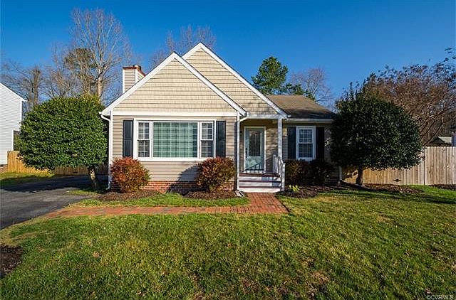 1st image of 118 Sunny Dr