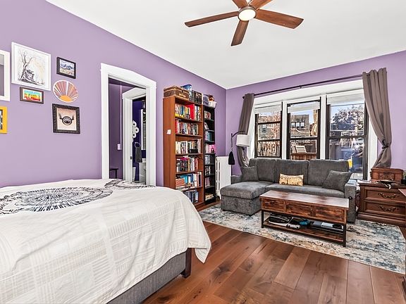 5th image of 725 W Sheridan Rd APT 204
