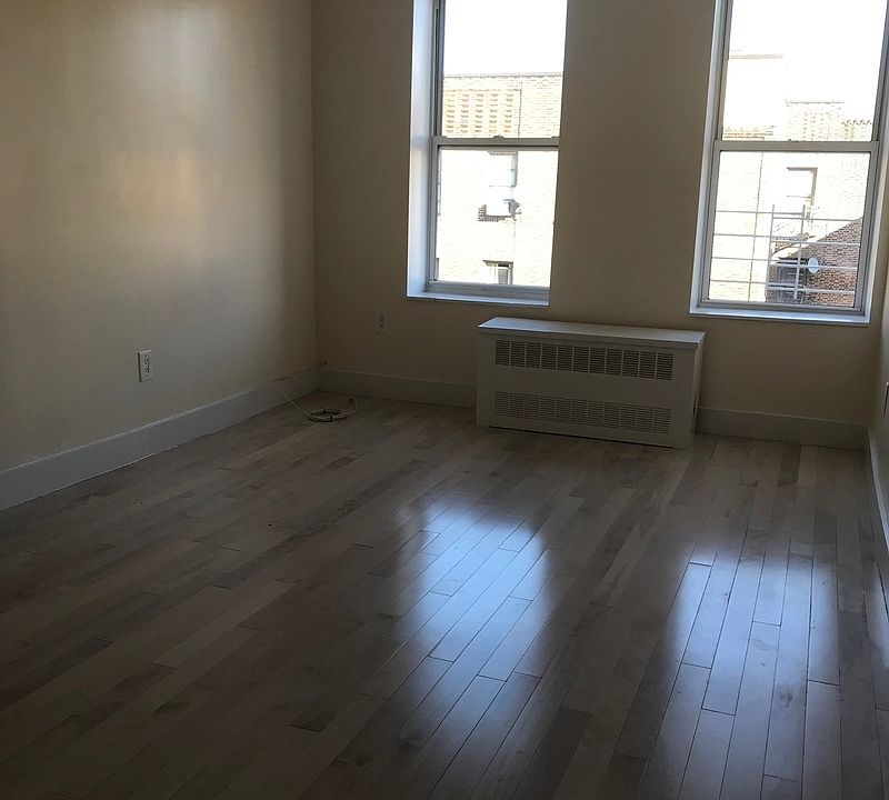 2nd image of 703 E 58th St Floor 2