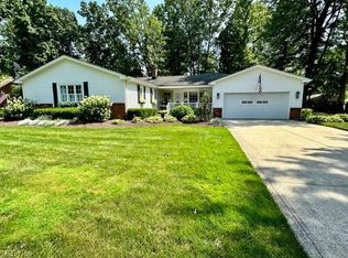 9094 Idlewood Dr, Mentor, OH 44060