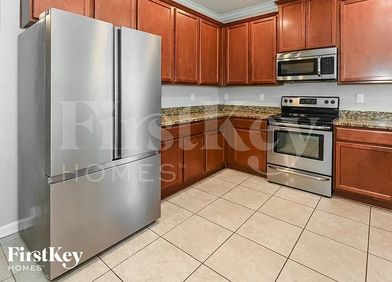 8906 Devon Pines Dr — Photo 6