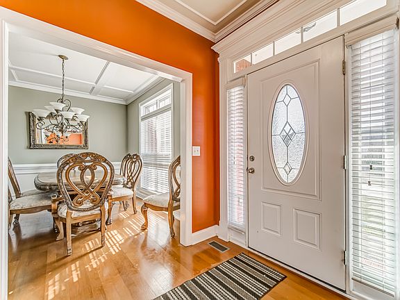 3rd image of 2052 Evergreen Dr SE