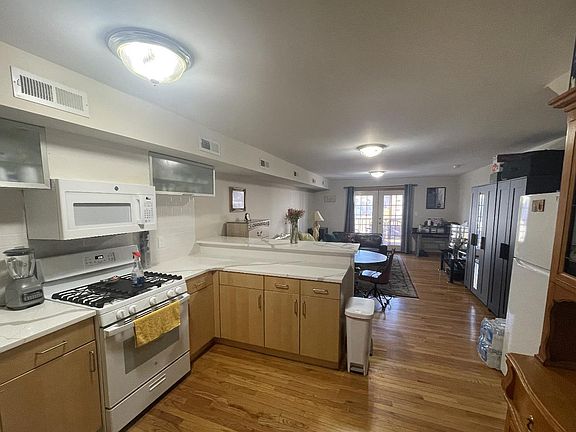 2nd image of 1722 E Moyamensing Ave
