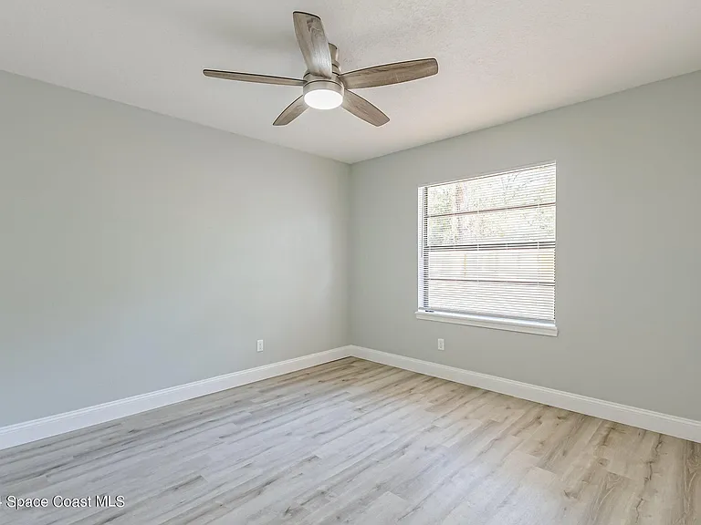 861 Furth Rd NW — Photo 18