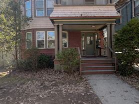 786 Elm St, New Haven, CT
