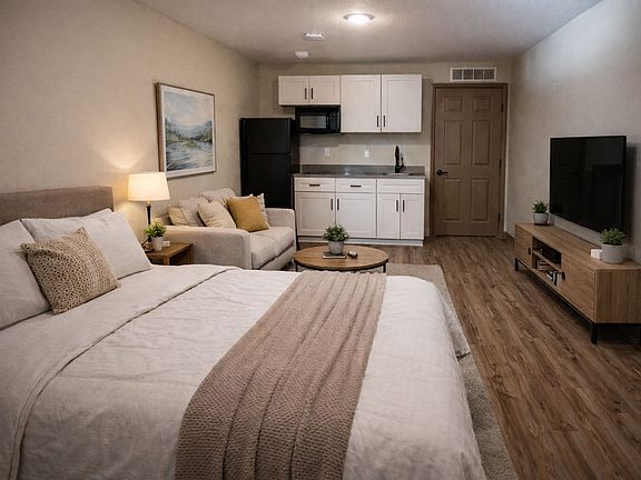 5th image of 2425 W 76 Country Blvd #7366cda02