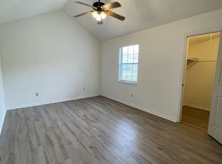 7439 Longview Rd #1, Kansas City, MO 64134