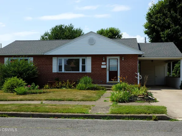 710 9th St, Selinsgrove, PA 17870