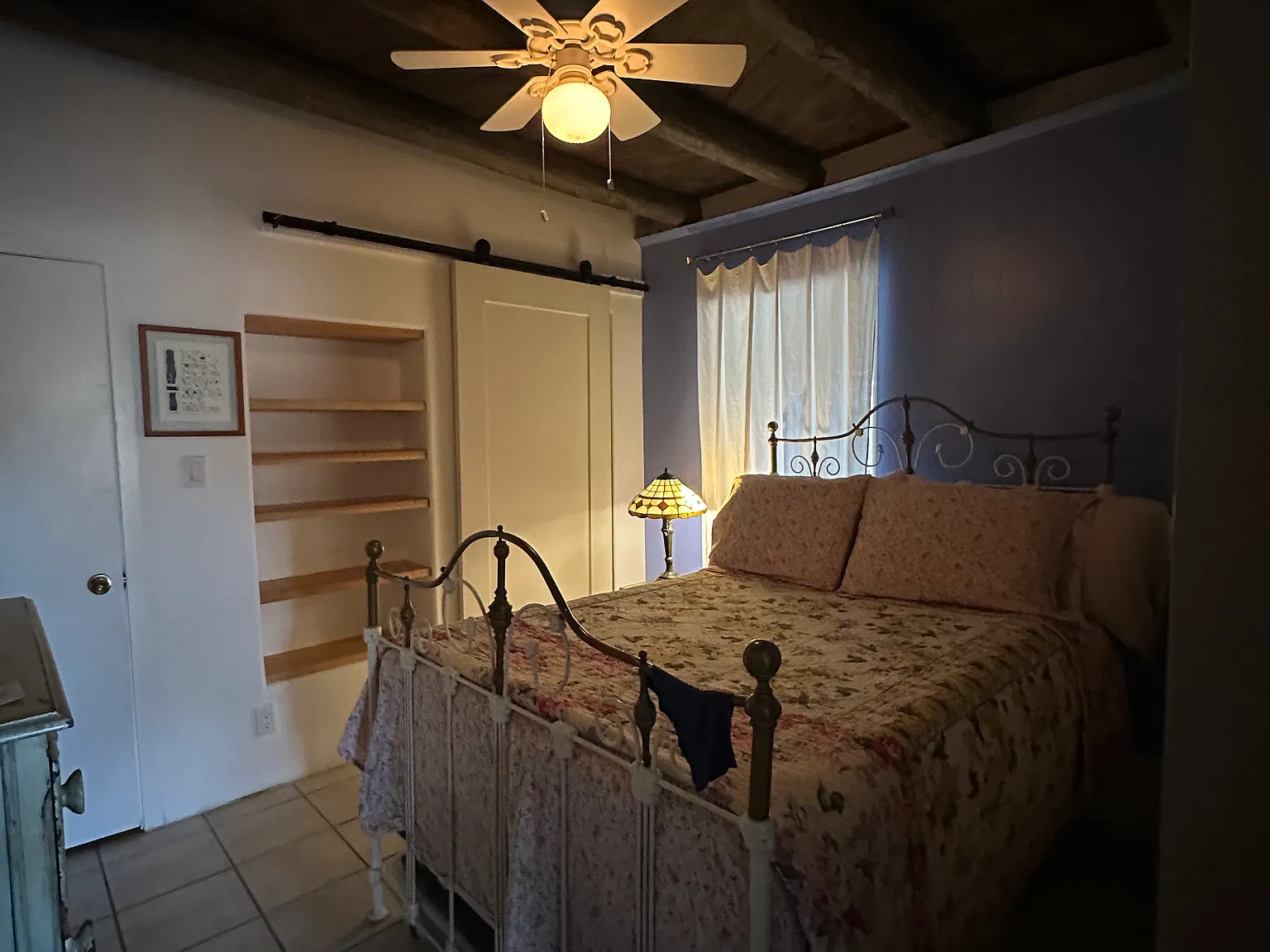 1 bed, 565 sqft, $1,966 — Photo 2