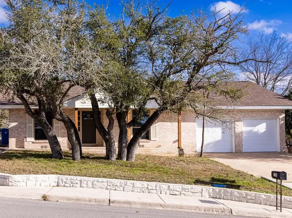 709 Smokey Mountain Dr, Kerrville, TX 78028