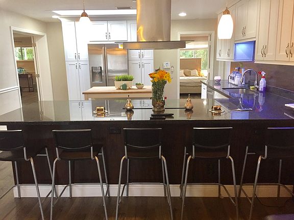 5th image of 5209 SW 95th Ave