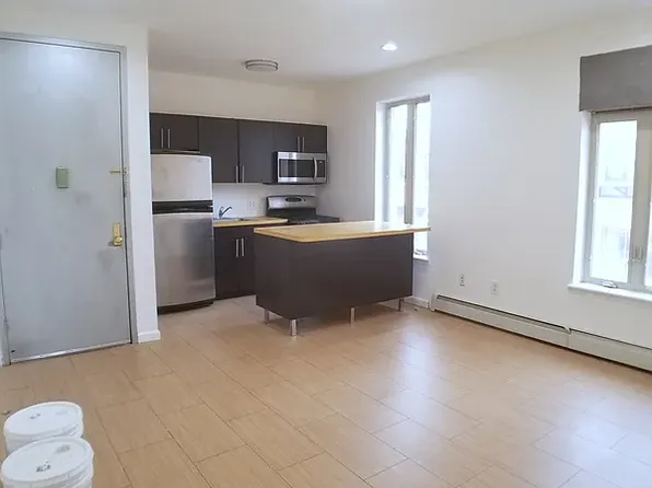 542 Eastern Parkway image 1 of 8