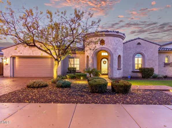 947 E BRIDGEPORT Parkway, Gilbert, AZ 85295