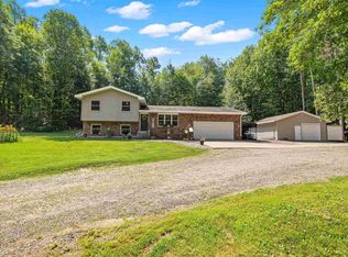 1597 Red Pine Ln, Stevens Point, WI 54481