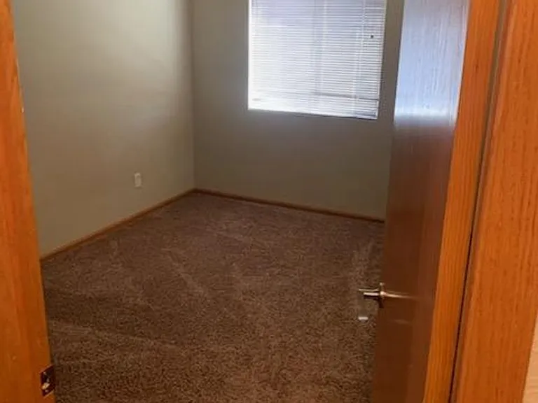345 Edelweiss Ln — Photo 12