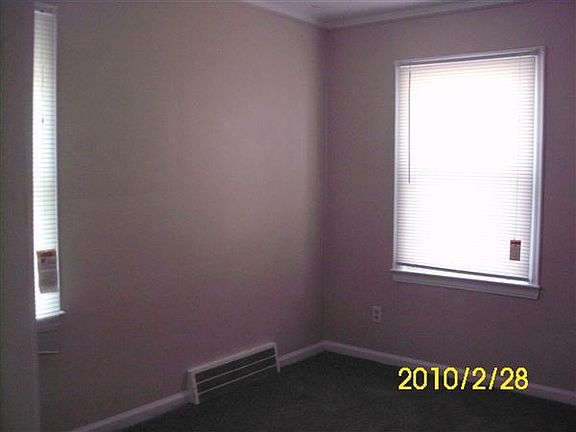 18666 woodbine 003