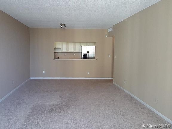 3rd image of 19380 Collins Ave #A1021