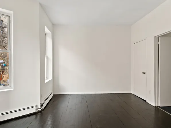 2308 Morris Avenue image 4 of 20