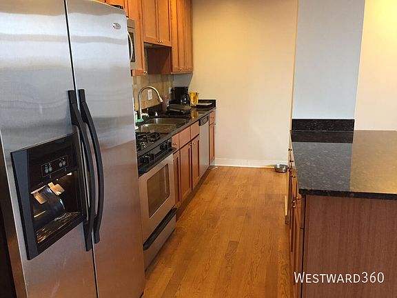 4th image of 811 W Eastwood Ave APT 303