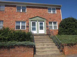 825 Pine Ave APT 3, Waynesboro, VA 22980