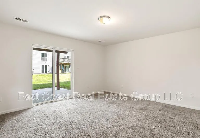 202 Magellan Dr — Photo 16